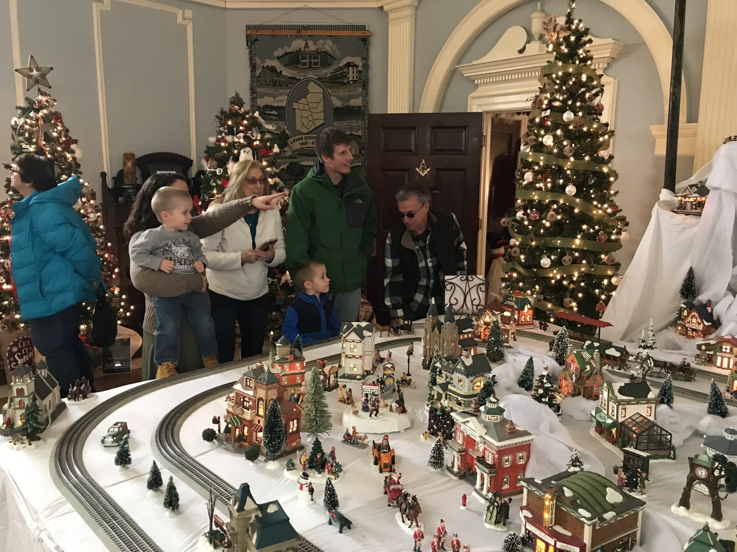 LCHS Home For The Holidays Trains